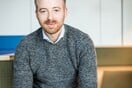 Ο CEO που παραιτείται για να στηρίξει την καριέρα της συζύγου του