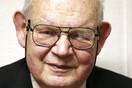 Google: Στον «πατέρα» των φράκταλ, Benoit Mandelbrot, αφιερωμένο το σημερινό doodle