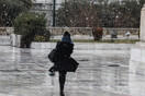 Κακοκαιρία «Μήδεια»: Εικόνες από τη χιονόπτωση στο Σύνταγμα - Τι θα συμβεί τις επόμενες ώρες στην Αθήνα
