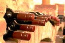 Γαλλία: Έκλεψαν κρασιά αξίας 350.000€, άρχισαν να πετούν μπουκάλια σε αστυνομικούς που τους καταδίωκαν
