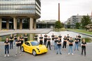 Φοιτητές στην Ολλανδία έφτιαξαν ηλεκτρικό αυτοκίνητο «αποκλειστικά από άχρηστα υλικά» [ΒΙΝΤΕΟ]