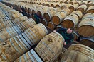 Σε χαμηλό δεκαετίας οι εξαγωγές σκωτσέζικου ουίσκι