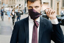 Κορωνοϊός: Μάσκα ή γραβάτα; Και τα δύο σε ένα προτείνει Ιταλός σχεδιαστής