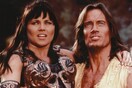 Ζήνα εναντίον Ηρακλή: Η Lucy Lawless επιτίθεται στον Kevin Sorbo για τους «πατριώτες» στο Καπιτώλιο