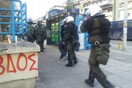ΤΩΡΑ: Επεισόδια πριν τον αγώνα Άρης-ΠΑΟΚ