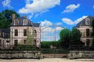 Château d'Hérouville: Πωλείται όπως είναι επιπλωμένο