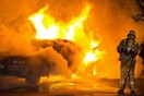 Εξάρχεια: Φωτιά χθες το βράδυ σε τέσσερα ΙΧ