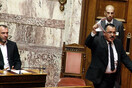 Διακόπηκε η συνεδρίαση της βουλής λόγω προκλήσεων της Χ.Α.