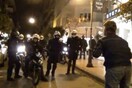 Βράδυ οργής, έξω από το σπίτι του Σημίτη (video)