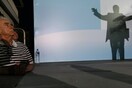 «Η Ελλάδα καταρρέει και ο Τσίπρας χαμογελά»