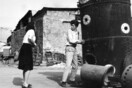 Εικόνες της κατοχής και της απελευθέρωσης της Αθήνας, μέσα από τις ελληνικές ταινίες