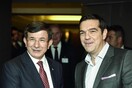 Ο Τσίπρας τηλεφώνησε στον Νταβούτογλου για συγχαρητήρια