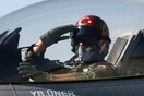 Ο Τούρκος υπουργός Άμυνας δίνει συγχαρητήρια για την κατάρριψη του ελικοπτέρου
