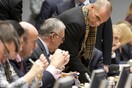 Guardian: H Ελλάδα ελπίζει σε νέο Eurogroup στις 25 Μαΐου