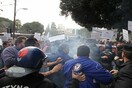 Κύπρος: Διαδηλωτές έκοψαν το ρεύμα στη Βουλή, περικυκλωμένο το κτίριο
