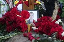 H Ρωσία κηδεύει έναν στρατιώτη που κανείς δεν ξέρει πού σκοτώθηκε