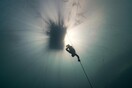 Νέο παγκόσμιο ρεκόρ στην ελεύθερη κατάδυση από τον William Trubridge με βουτιά 122 μέτρων (βίντεο)