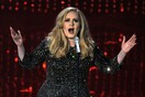 Η Adele απαγορεύει στον Τράμπ να χρησιμοποιεί τα τραγούδια της στις προεκλογικές του συγκεντρώσεις