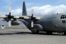 Με δύο C-130 και μια φρεγάτα συμμετέχει η Ελλάδα στις έρευνες για το αεροσκάφος