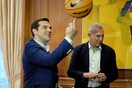 Αυτή η φωτογραφία αναζητεί λεζάντες