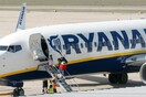 Η Ryanair διακόπτει νωρίτερα τις καλοκαιρινές πτήσεις στην Ελλάδα - "Μαρία Αντουανέτα της Ελλάδας η Κουντουρά" λέει ο εμπορικός διευθυντής