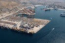 Yπογράφηκε σήμερα στο Μαξίμου η πώληση του λιμανιού του Πειραιά στην κινεζική COSCO