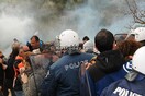 Επεισόδια μεταξύ ΜΑΤ και πολιτών στην Κω με χρήση χημικών και δακρυγόνων