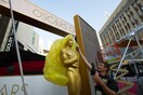 Πυρετώδεις προετοιμασίες για τη μεγάλη βραδιά των Όσκαρ (ΒΙΝΤΕΟ)