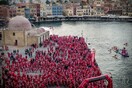 Χιλιάδες Κρητικοί "κοκκίνισαν" τα Χανιά για το 5ο φιλανθρωπικό Santa Run