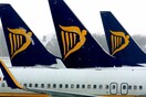 Η Ryanair αποζημιώνει επιβάτη που τραυματίστηκε στα γεννητικά όργανα από καυτό τσάι