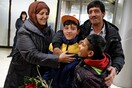 Δεκάχρονο προσφυγόπουλο ξαναβρίσκει τους γονείς του που το νόμιζαν νεκρό