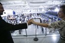 23 φωτογραφίες απ' την εμφάνιση-έκπληξη της Εθνικής Λυρικής Σκηνής στο Αεροδρόμιο Ελευθέριος Βενιζέλος