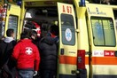 Σοκ στη Λαμία: Άντρας έκοψε τις φλέβες του μέσα στα γραφεία του ΟΑΕΕ