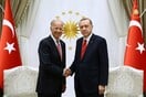 Business Insider: Ο Ερντογάν προσπαθεί απεγνωσμένα να τραβήξει την προσοχή του Μπάιντεν - Εκείνος τον αγνοεί