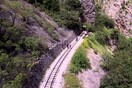 Νεκρό βρέθηκε από την ΕΜΑΚ το 9χρονο παιδί που έπεσε στο φαράγγι του Βουραϊκού