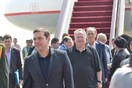 Ντύσου πρόχειρα και βγάλε το κραγιόν σου
