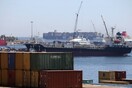 Στρατιωτικό υλικό και πυρομαχικά εντοπίστηκαν σε φορτηγό πλοίο στον Πειραιά