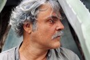 Ο Νίκος Καραθάνος εξηγεί γιατί ανέβασε τους Όρνιθες έτσι