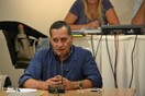 Ο αντιδήμαρχος Κεφαλλονιάς προσβάλλει τους ψυχικά πάσχοντες, αυτοί τον εγκαλούν αλλά τελικά εκείνος βγαίνει κι από πάνω