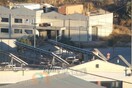 Λέσβος: Έφοδος της ΕΛΑΣ σε κατειλημμένο κτίριο-Συλλήψεις προσφύγων και αλληλέγγυων