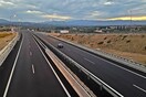 Τροπολογία που κατέθεσε η κυβέρνηση αποζημιώνει με χρήματα των φορολογουμένων εργολάβους όταν ο δρόμος δεν έχει κέρδος