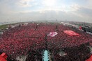 Κωνσταντινούπoλη: Χιλιάδες Τούρκοι αποθέωσαν τον Ερντογάν στην μεγάλη του ομιλία πριν το δημοψήφισμα