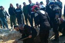 Συρία: Περισσότερα από 130 πτώματα ανταρτών βρέθηκαν σε ομαδικούς τάφους στο Ιντλίμπ