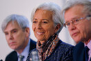 Το ΔΝΤ επιμένει για το xρέος: Ζητά στρατηγική για τη βιωσιμότητα πριν εγκρίνει το πρόγραμμα