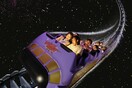 Μία 27χρονη μηνύει τη Disneyland γιατί το Space Mountain της προκάλεσε «μόνιμο ίλιγγο»