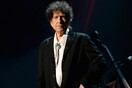Ο Μπομπ Ντίλαν μπορεί τώρα να λάβει τα χρήματα του Νόμπελ Λογοτεχνίας