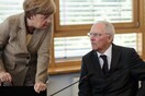 Handelsblatt: Όχι από Σόιμπλε και Μέρκελ σε πάγωμα των ελληνικών επιτοκίων