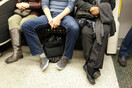 Η Μαδρίτη απαγόρευσε το manspreading σε όλα τα δημόσια μέσα μεταφοράς