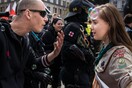 H 16χρονη προσκοπίνα απέναντι από το φασίστα και 10 ακόμη φωτογραφίες που αποτύπωσαν το γυναικείο θάρρος