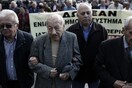 Σε εξέλιξη η πορεία των συνταξιούχων στο κέντρο